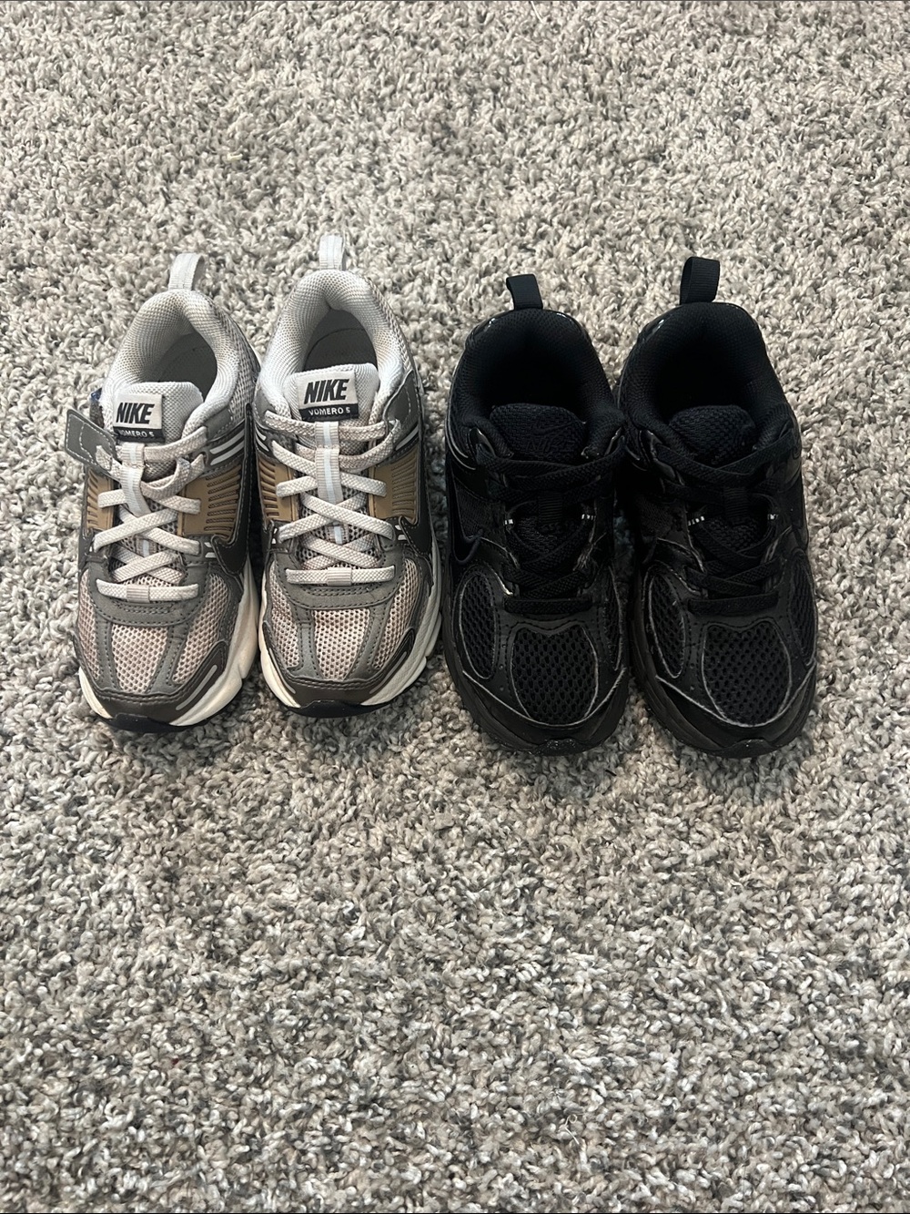 12C Nike Vomero Kids Sneakers in Black and Gray with Tan Accents